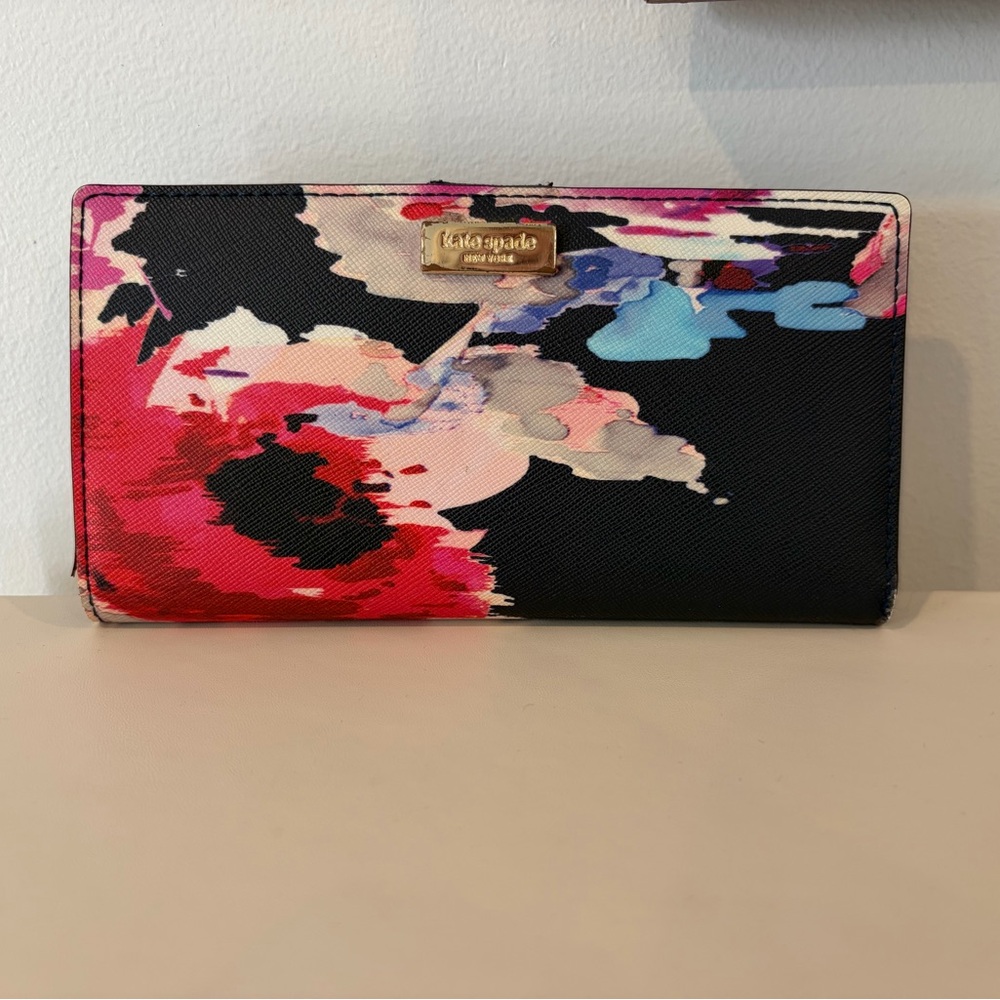 Kate Spade Floral Wallet